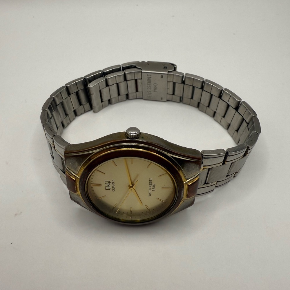 Q&Q by Citizen Women's Watch 32MM 2-Tone Bracelet Dial Wrist (New Battery) - Picture 7 of 10